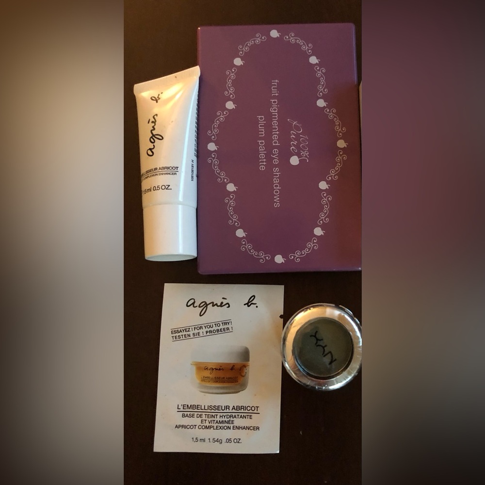 100% Pure Eye Shadow Palette/NYX Jaded De Jade Eye Shadow & Skincare Samples